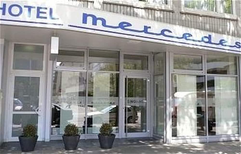 Hotel Mercedes/Centrum Amburgo Esterno foto